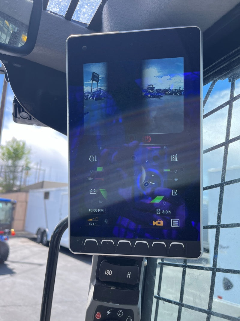 New Holland L320 Skid Steer